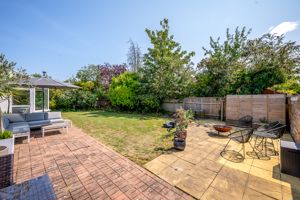 Photo 25- click for photo gallery